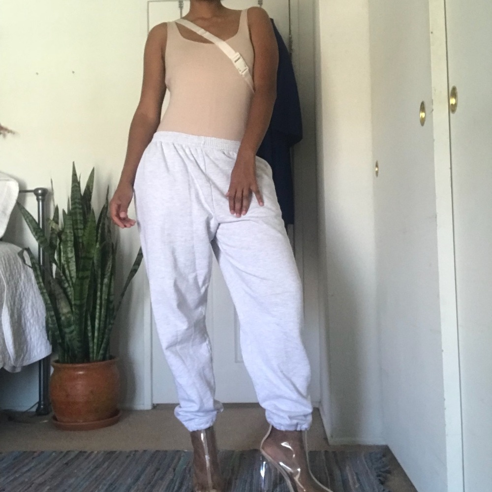 Sweats - Picture 3 of 4